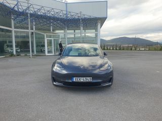 Tesla Model 3 2021 Performance-thumb-1