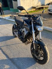 Yamaha MT-09 2015-thumb-1