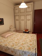 Πωλείται σετ κρεβατοκαμαρας  Ντουλάπα Συρταριερα με καθρέφτη  Κρεβάτι με στρώμα  Τιμή 350€ Δυνατότητα παραδοσης Θεσσαλονίκη