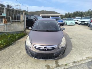 Opel Corsa 2011-thumb-1