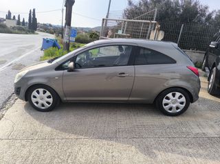 Opel Corsa 2011-thumb-3
