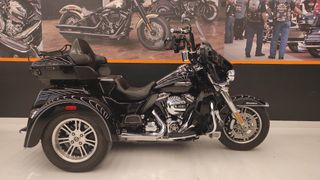 Harley Davidson Trike Tri Glide Ultra Classic  2016 Απόκτησε τη δική σου Harley με χρηματοδότηση ως 48 μήνες