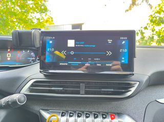Peugeot 3008 2018 1.5 BLUEHDI 130 ALLURE PLUS EAT8-thumb-11