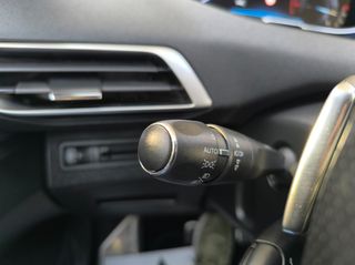 Peugeot 3008 2018 1.5 BLUEHDI 130 ALLURE PLUS EAT8-thumb-22