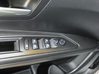Peugeot 3008 2018 1.5 BLUEHDI 130 ALLURE PLUS EAT8-thumb-24
