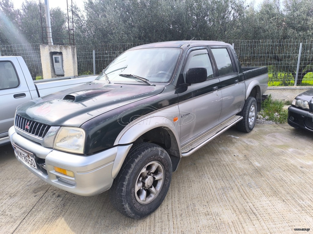 Mitsubishi L200 2004