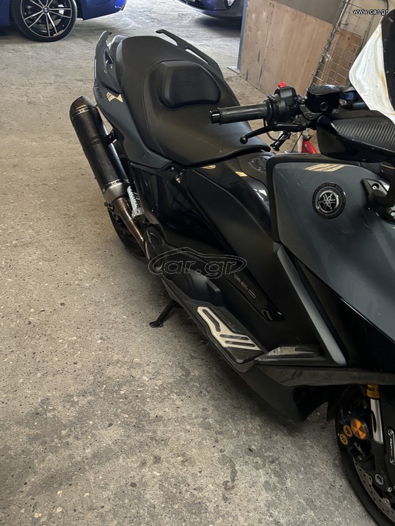 akrapovic