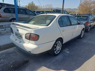 Nissan Primera 1999-thumb-2