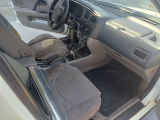 Nissan Primera 1999-thumb-5