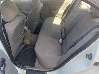 Nissan Primera 1999-thumb-7