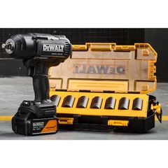 DEWALT McLaren Σετ Καρυδάκια Μακρια Κρουσης 7ΤΜΧ (DT70905)
