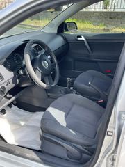 Volkswagen Polo 2004 1.4cc 16VALVE-thumb-9