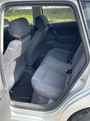 Volkswagen Polo 2004 1.4cc 16VALVE-thumb-15