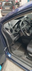 Mazda 5 2012-thumb-27