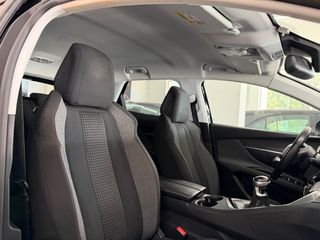 Peugeot 3008 2021 1.2 PURETECH STYLE 130HP NAVI CLIMA CAMERA-thumb-36