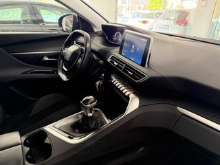Peugeot 3008 2021 1.2 PURETECH STYLE 130HP NAVI CLIMA CAMERA-thumb-42
