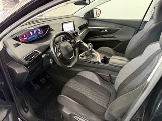 Peugeot 3008 2021 1.2 PURETECH STYLE 130HP NAVI CLIMA CAMERA-thumb-28