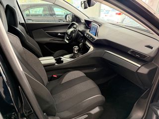 Peugeot 3008 2021 1.2 PURETECH STYLE 130HP NAVI CLIMA CAMERA-thumb-33
