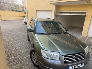 Subaru Forester 2006 X 2.0-thumb-1