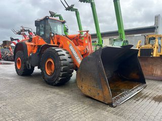 Φορτωτής Με Λάστιχα Doosan 2014 DL 550-3-thumb-3