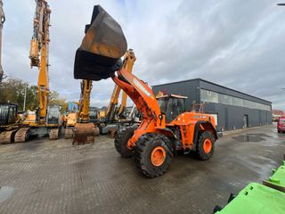 Φορτωτής Με Λάστιχα Doosan 2014 DL 550-3-thumb-8