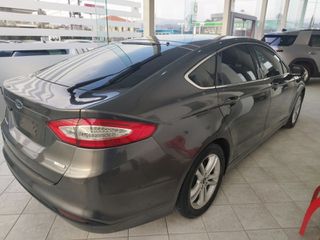 Ford Mondeo 2016-thumb-4