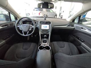 Ford Mondeo 2016-thumb-12