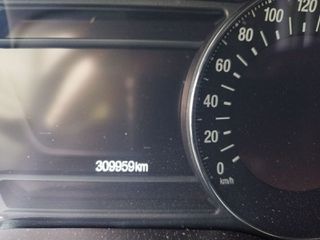 Ford Mondeo 2016-thumb-19