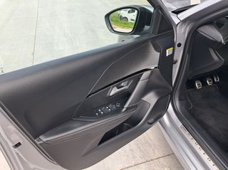Peugeot 208 2021 GT 1.2 LED CAMERA NAVI FULL EXTRA-thumb-52