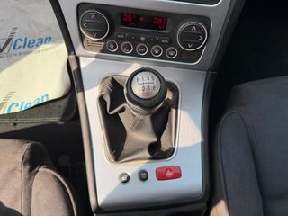 Alfa Romeo Alfa 159 2006 JTS 2.2-thumb-41