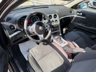 Alfa Romeo Alfa 159 2006 JTS 2.2-thumb-35