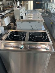 Διπλή επαγωγική εστία , 7 kW (3500W ανά εστία) , ψηφιακό πίνακα ελέγχου με κουμπιά ,  ηλεκτρονικό χρονόμετρο , Εξωτερικές Διαστάσεις: 660x396x110 mm.
