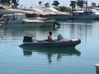 Avon 1982 SEA RIDER