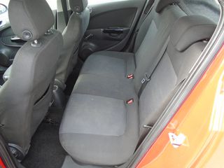 Opel Corsa 2010 1.4 16V ECOTEC-thumb-7