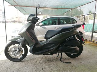 Piaggio Beverly 350 2018 BEVERLY 350 SPORT TOURING ABS