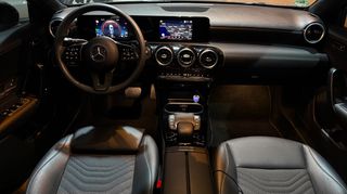 Mercedes-Benz A 250 2022 * Α250e * PLUG IN - HYBRID * AMG LOOK *-thumb-13