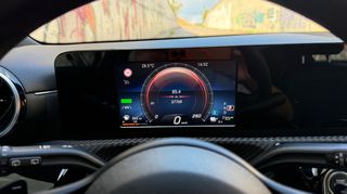 Mercedes-Benz A 250 2022 * Α250e * PLUG IN - HYBRID * AMG LOOK *-thumb-16