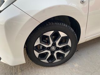 Toyota Aygo 2019 X-PLAY TOUCH-thumb-11