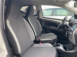 Toyota Aygo 2019 X-PLAY TOUCH-thumb-28