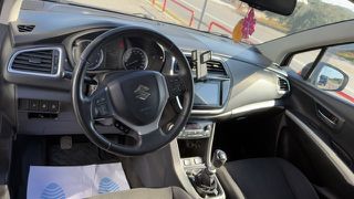 Suzuki SX4 S-Cross 2018 GL+4X2-thumb-9