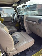 Jeep Wrangler 2007-thumb-4