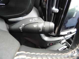Volvo XC 60 2020 2.0 B4 Hybrid-DIESEL-AWD-"R Design"cam 360*-thumb-38