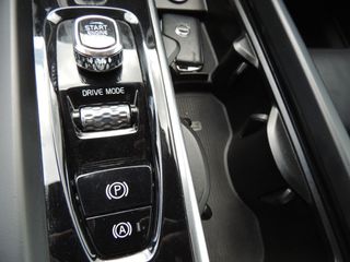 Volvo XC 60 2020 2.0 B4 Hybrid-DIESEL-AWD-"R Design"cam 360*-thumb-41