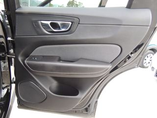 Volvo XC 60 2020 2.0 B4 Hybrid-DIESEL-AWD-"R Design"cam 360*-thumb-59