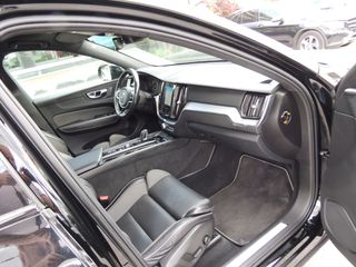 Volvo XC 60 2020 2.0 B4 Hybrid-DIESEL-AWD-"R Design"cam 360*-thumb-61