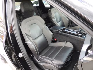 Volvo XC 60 2020 2.0 B4 Hybrid-DIESEL-AWD-"R Design"cam 360*-thumb-63
