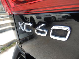 Volvo XC 60 2020 2.0 B4 Hybrid-DIESEL-AWD-"R Design"cam 360*-thumb-6