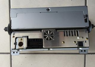 Radio-cd  "CLARION" για Suzuki Grand Vitara 2006 +-thumb-1