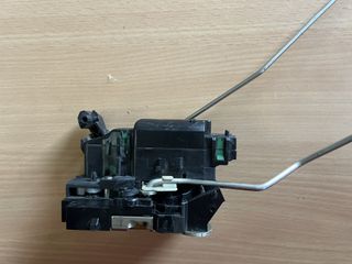 Dacia Dokker/Lodgy ‘12-22 κλειδαριά εμπρός δεξιά 2PIN 805025267R