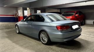 Bmw 320 2010-thumb-2